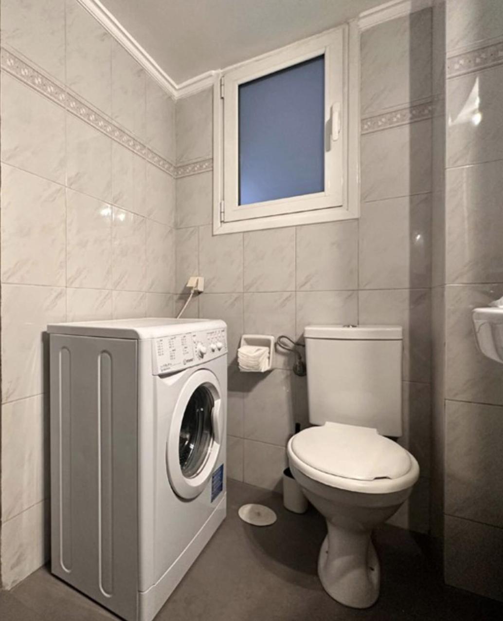 Pame Rentals - Entire Apartment With Free Parking Athene Buitenkant foto